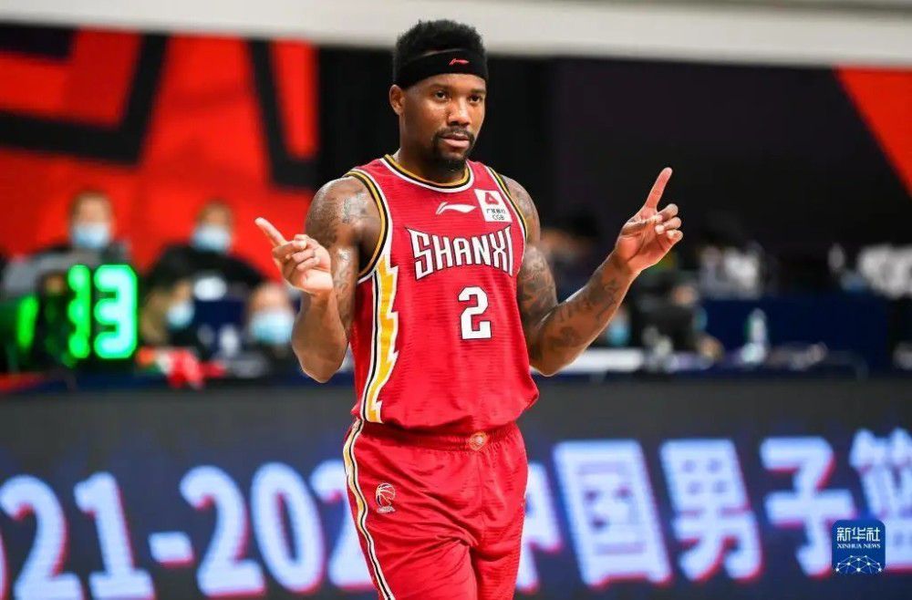 并且马竞的更衣室对于菲利克斯进球后的庆祝行为也感到不满。